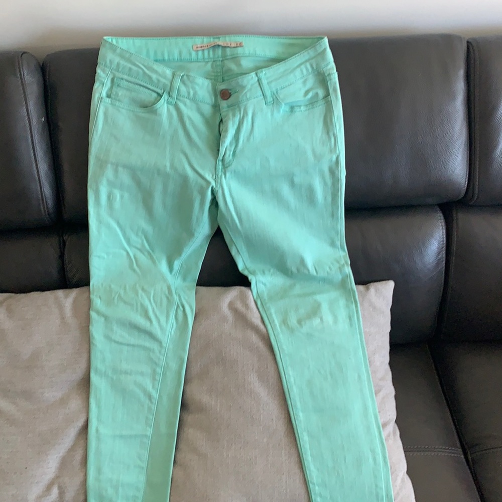 Cute pastel green jeans in excellent condition